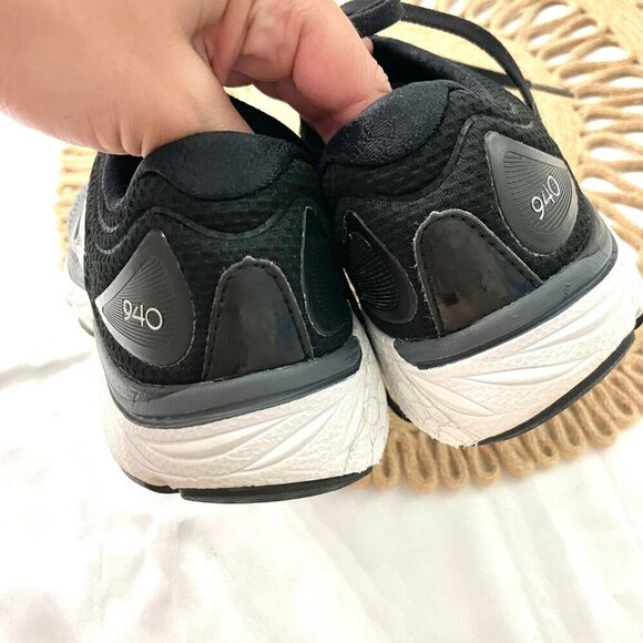 New Balance Black 940 V4 Low Top Sneakers Women's Size 7.5 - Picture 5 of 10